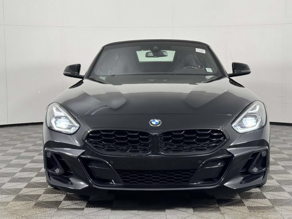 Used 2025 BMW Z4 M40i w/ Edition RWD image 6