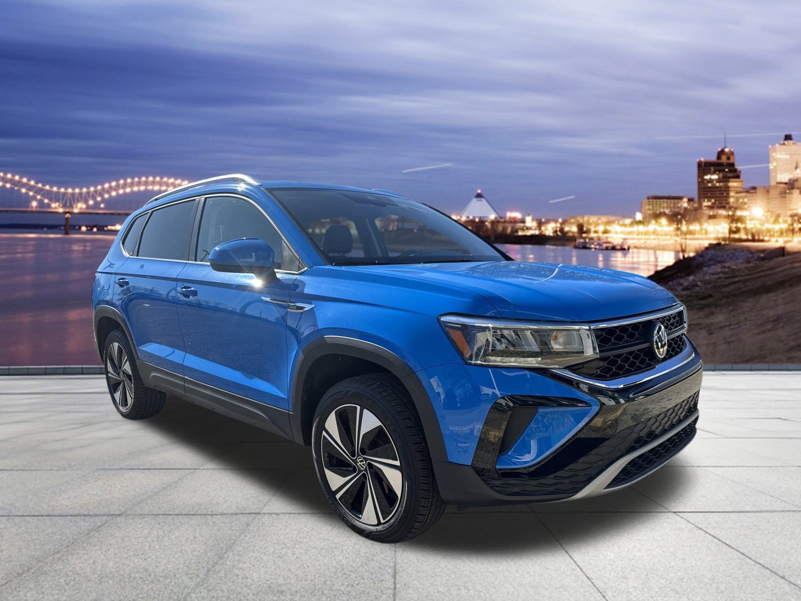 Certified 2024 Volkswagen Taos SE image 4