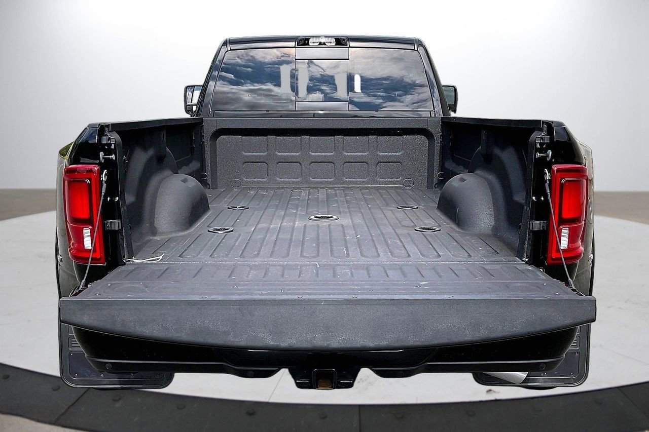 Used 2026 RAM 3500 Limited AWD/4WD image 27