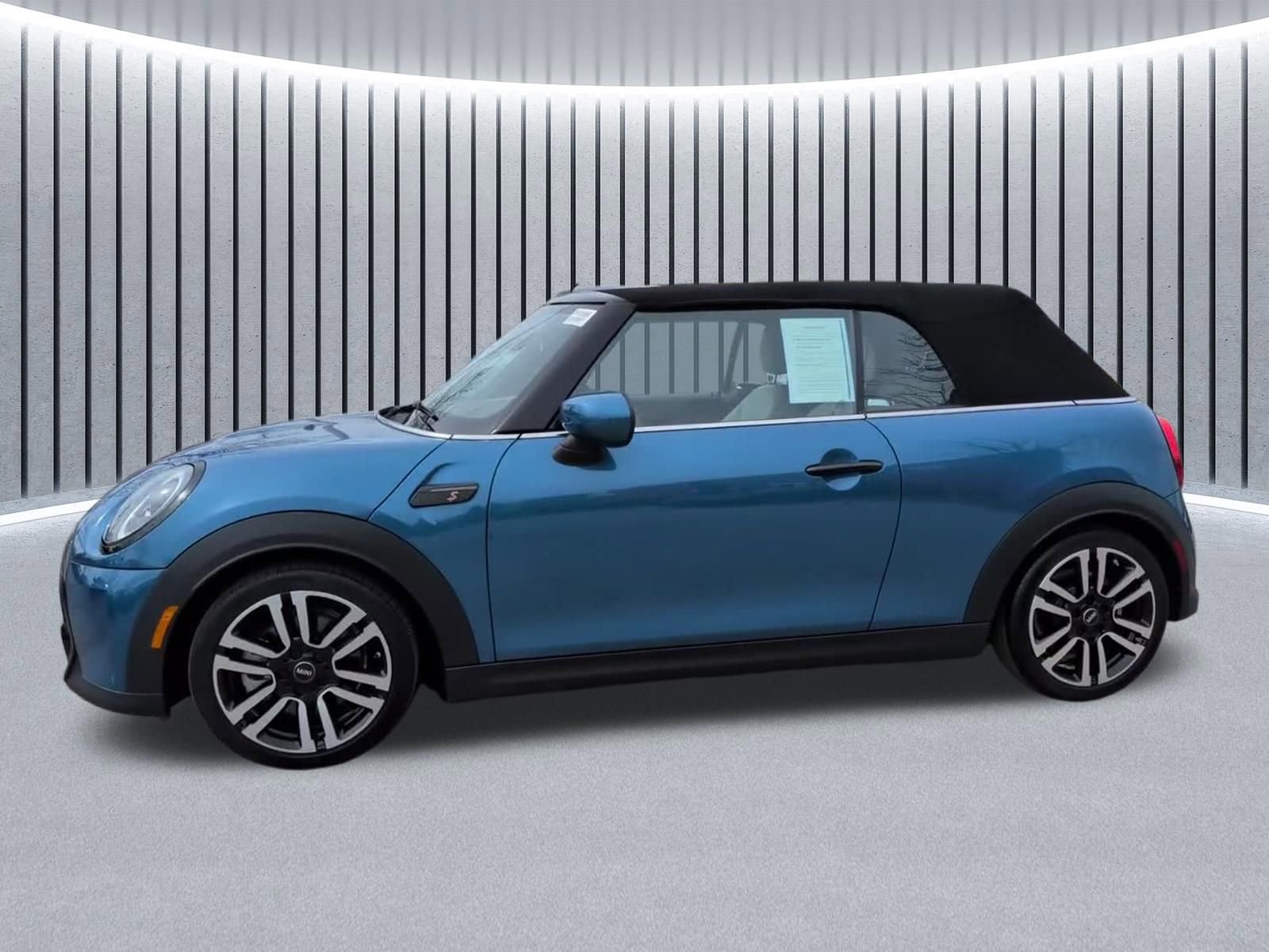 Used 2023 MINI Cooper S w/ Signature Upholstery Package image 16