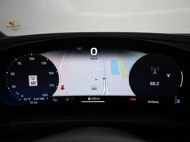 Certified 2025 Porsche Macan Electric RWD image 8