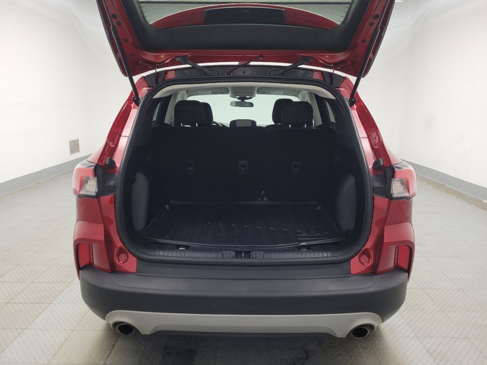 Used 2022 Ford Escape SE w/ Cold Weather Package image 29