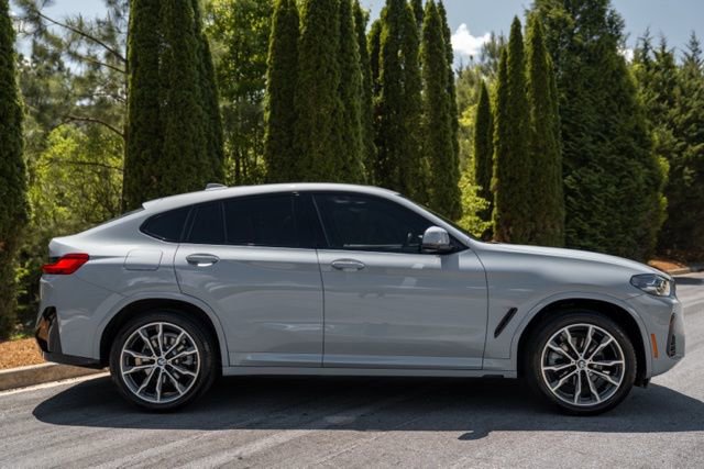 Used 2023 BMW X4 xDrive30i w/ M Sport Package image 12