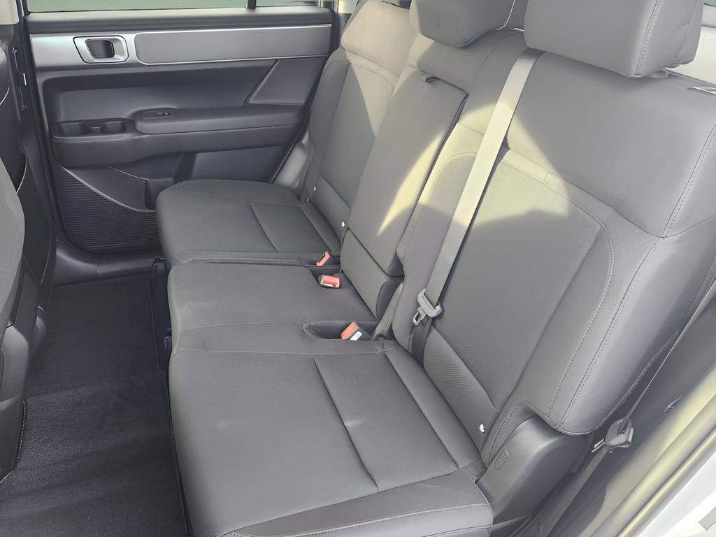 New 2026 Hyundai Santa Fe SE image 11