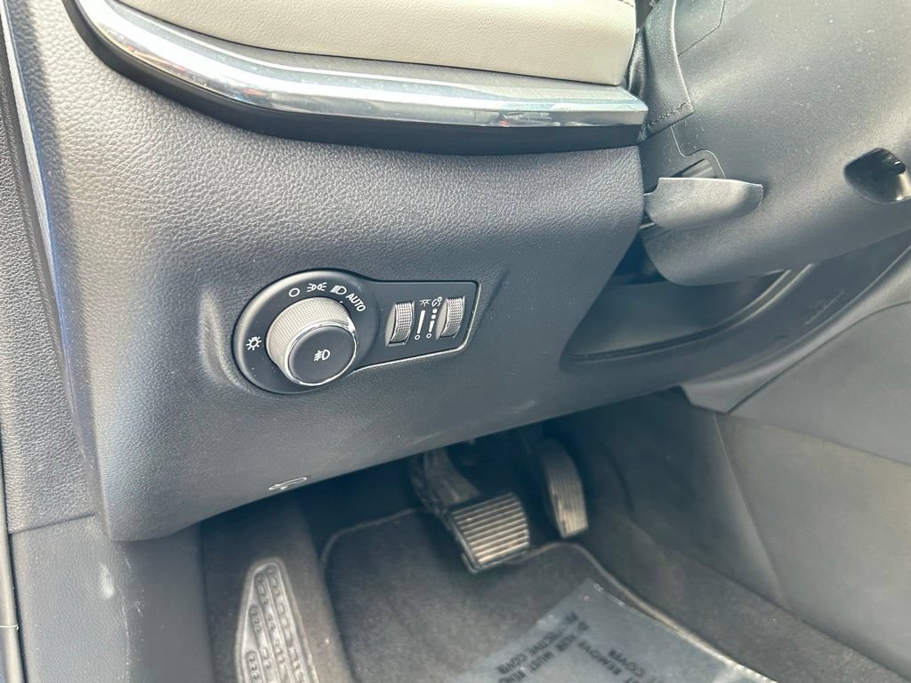 Certified 2022 Jeep Compass Limited AWD/4WD image 19