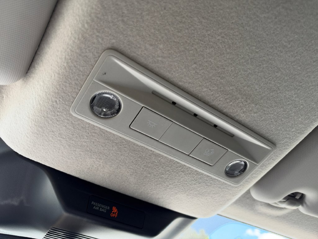 Used 2026 Nissan Kicks SV FWD image 24