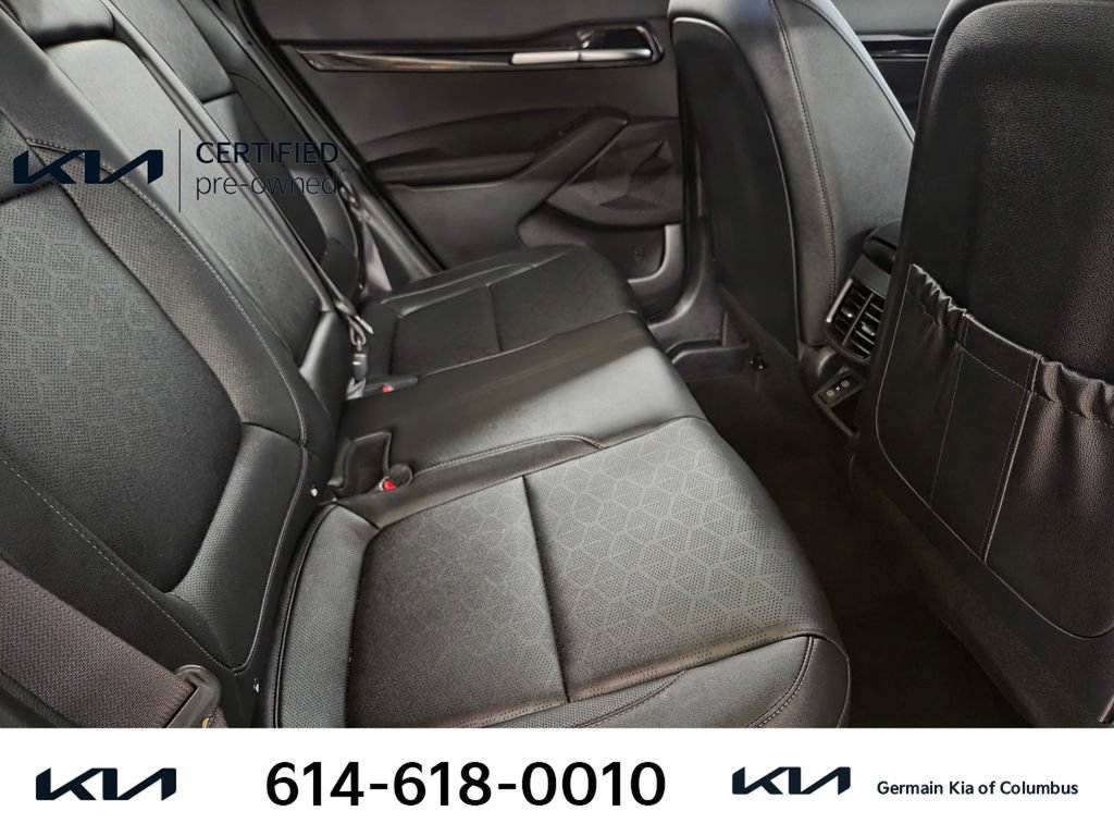 Certified 2024 Kia Seltos SX w/ SX Sunroof Package AWD/4WD image 19