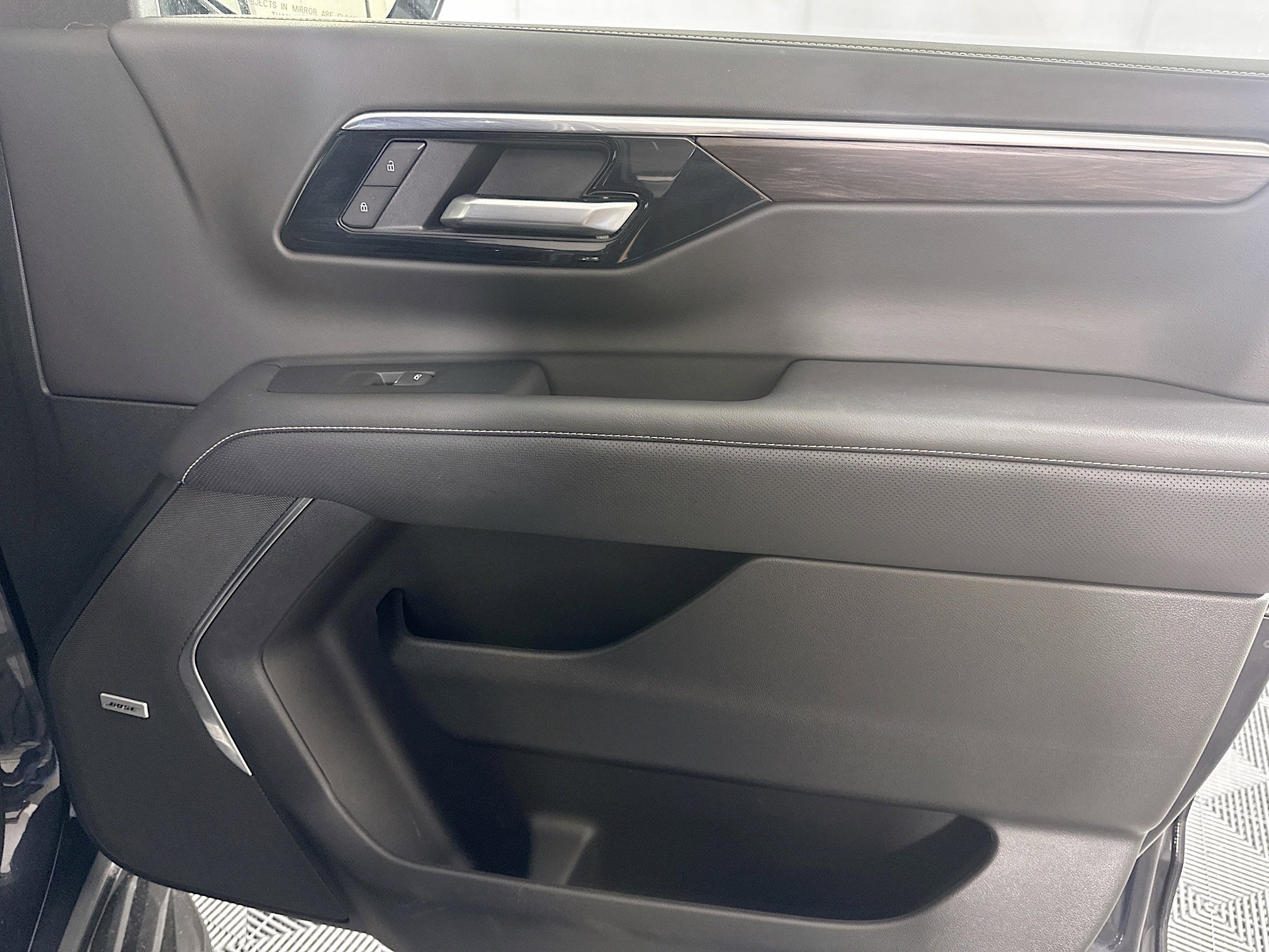 Used 2025 Chevrolet Tahoe Premier image 33