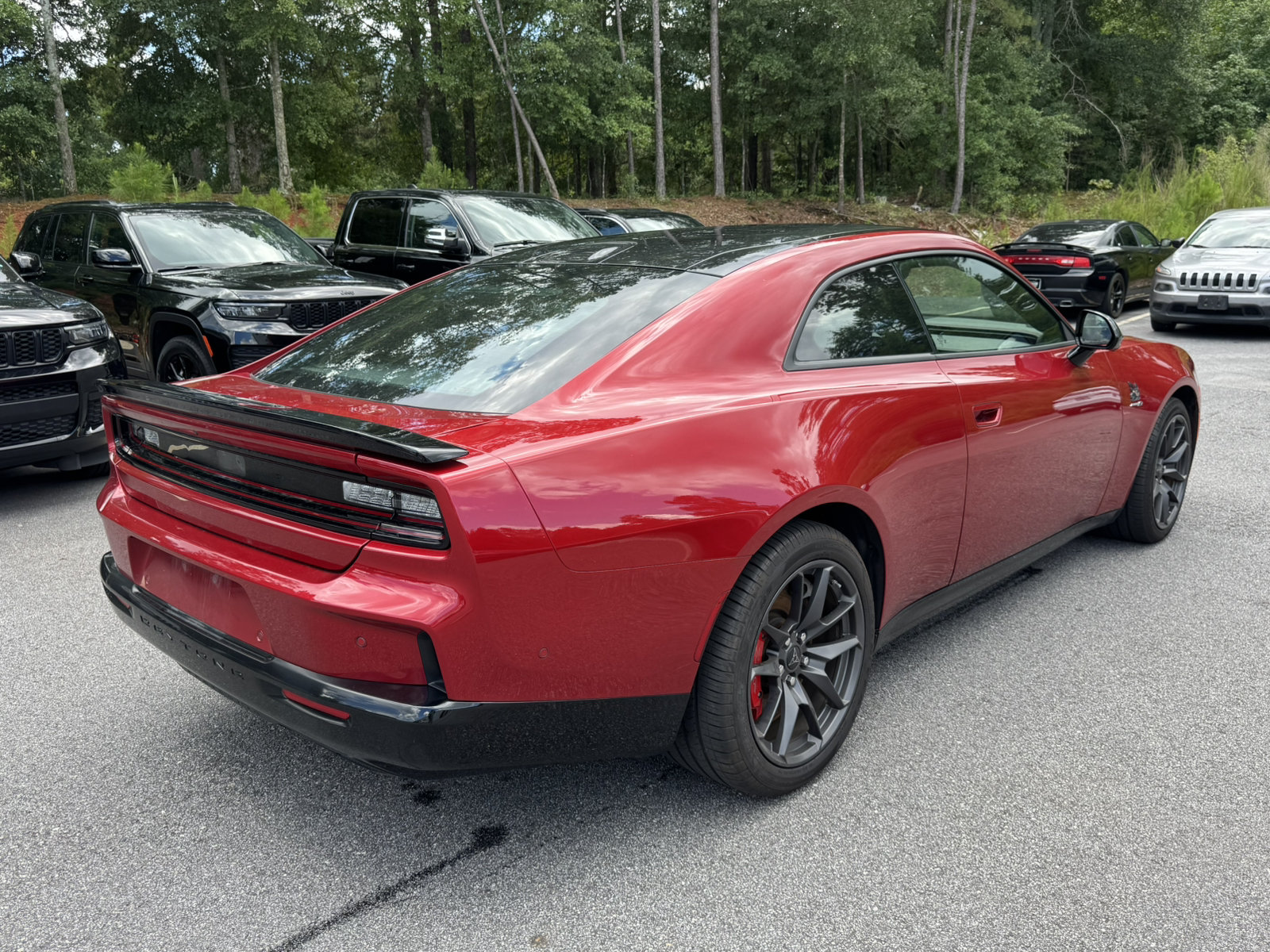 Used 2025 Dodge Charger Daytona Scat Pack w/ Track Pack AWD/4WD image 5