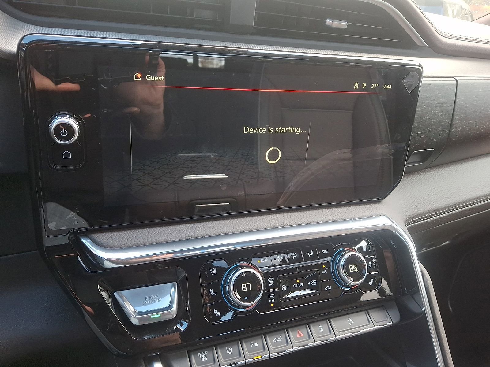 New 2026 GMC Sierra 2500 Denali w/ Denali Reserve Package image 17