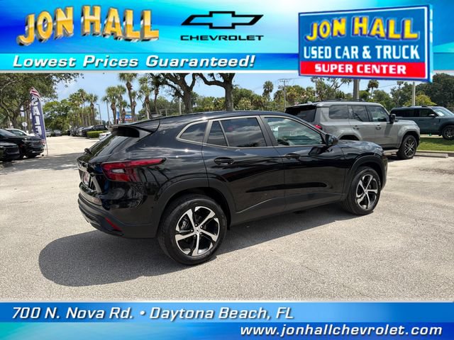 Used 2026 Chevrolet Trax RS FWD image 12