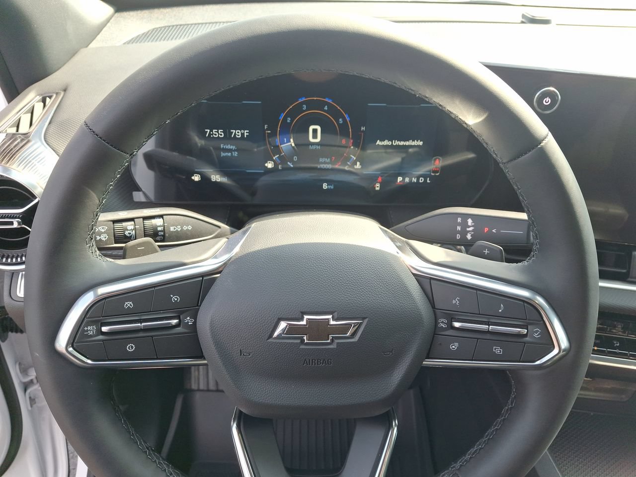 New 2026 Chevrolet Equinox LT w/ Midnight Edition FWD image 17