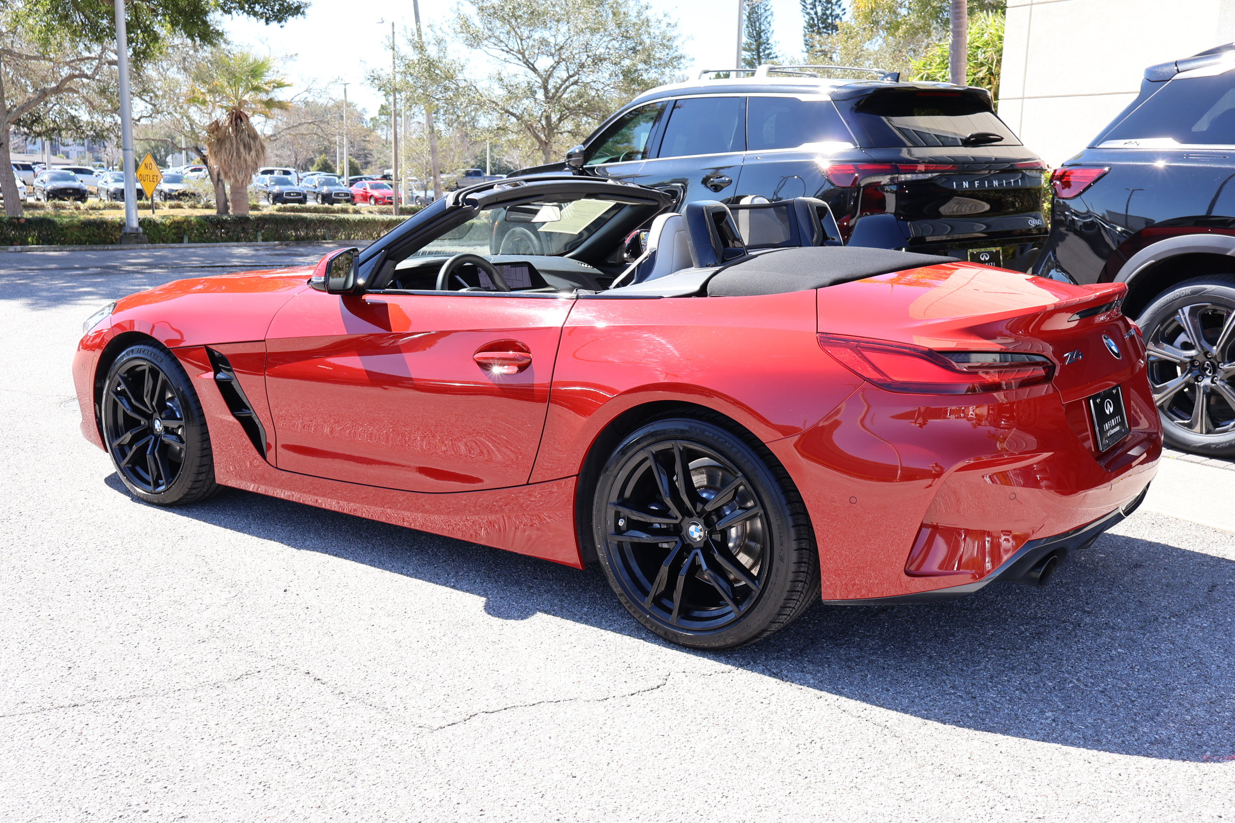 Used 2019 BMW Z4 sDrive30i w/ M Sport Package image 8