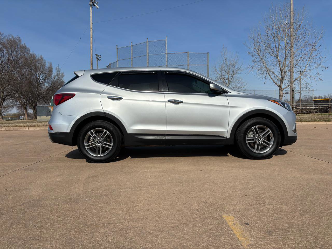Used 2017 Hyundai Santa Fe Sport AWD/4WD image 23
