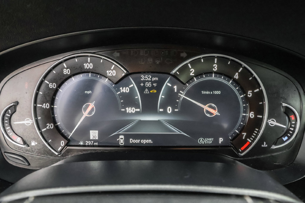 Used 2019 BMW 530i xDrive w/ Convenience Package AWD/4WD image 22