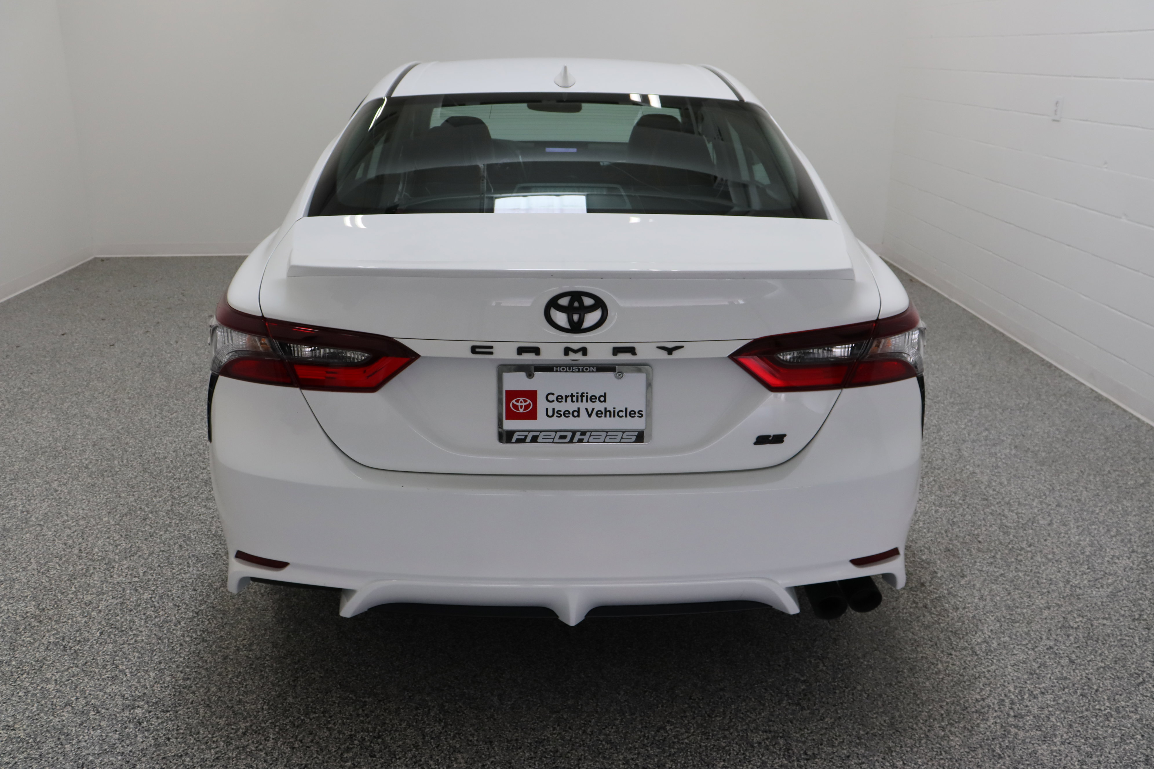 Certified 2023 Toyota Camry SE w/ Convenience Package image 8