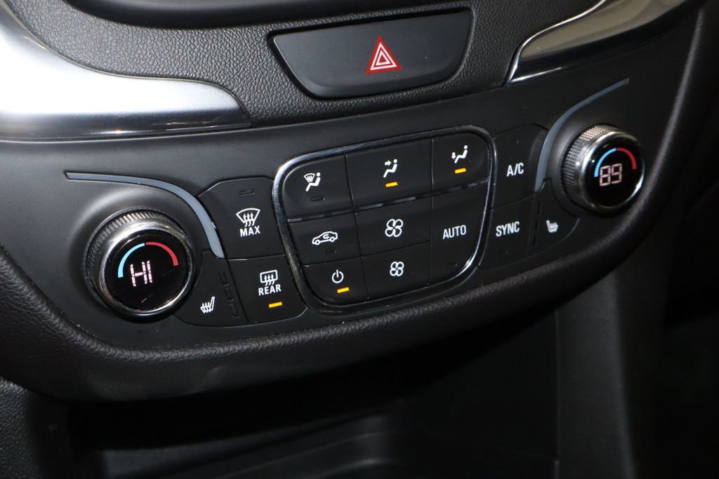 Used 2021 Chevrolet Equinox LT image 31