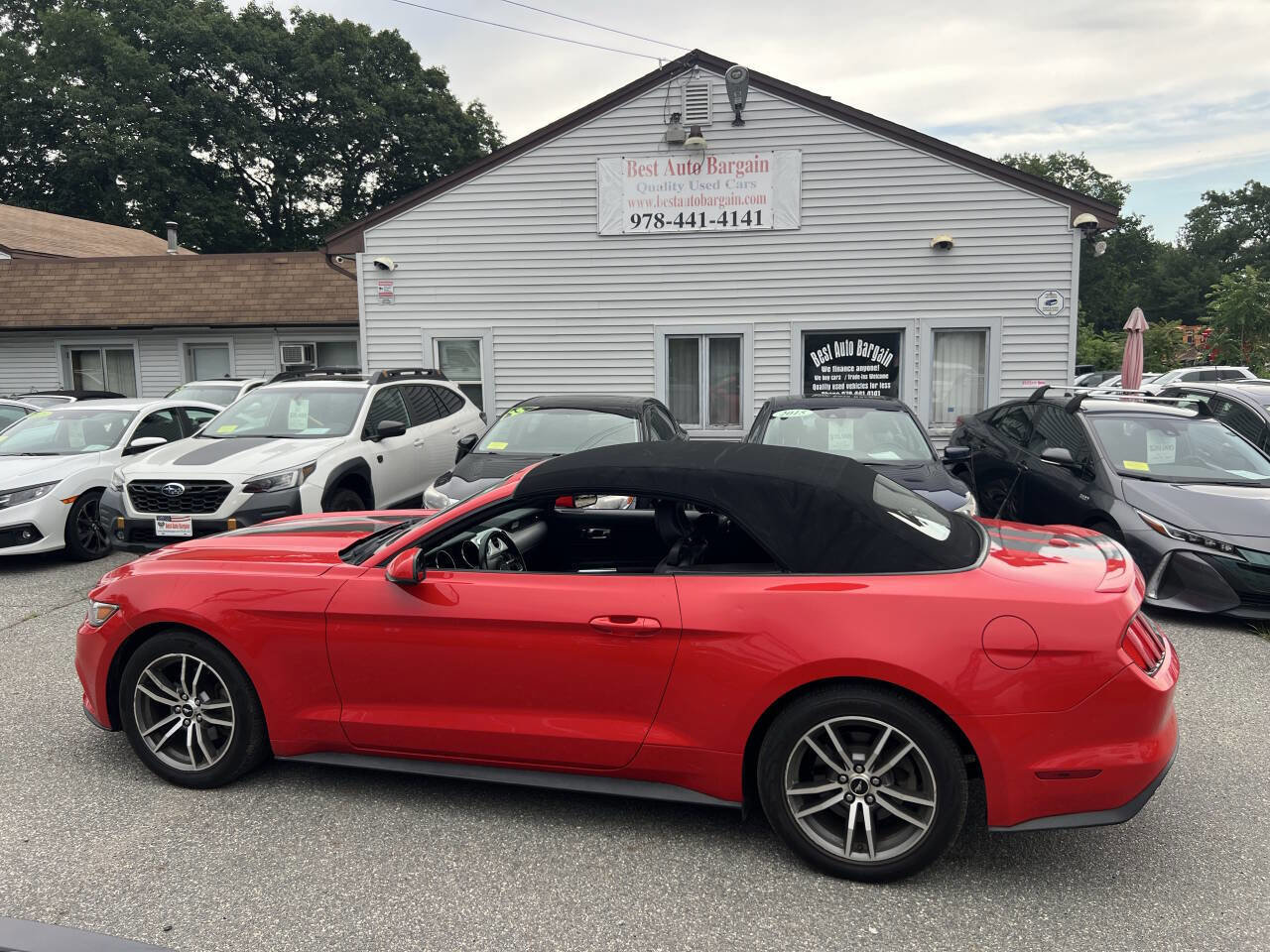 Used 2015 Ford Mustang Premium image 29
