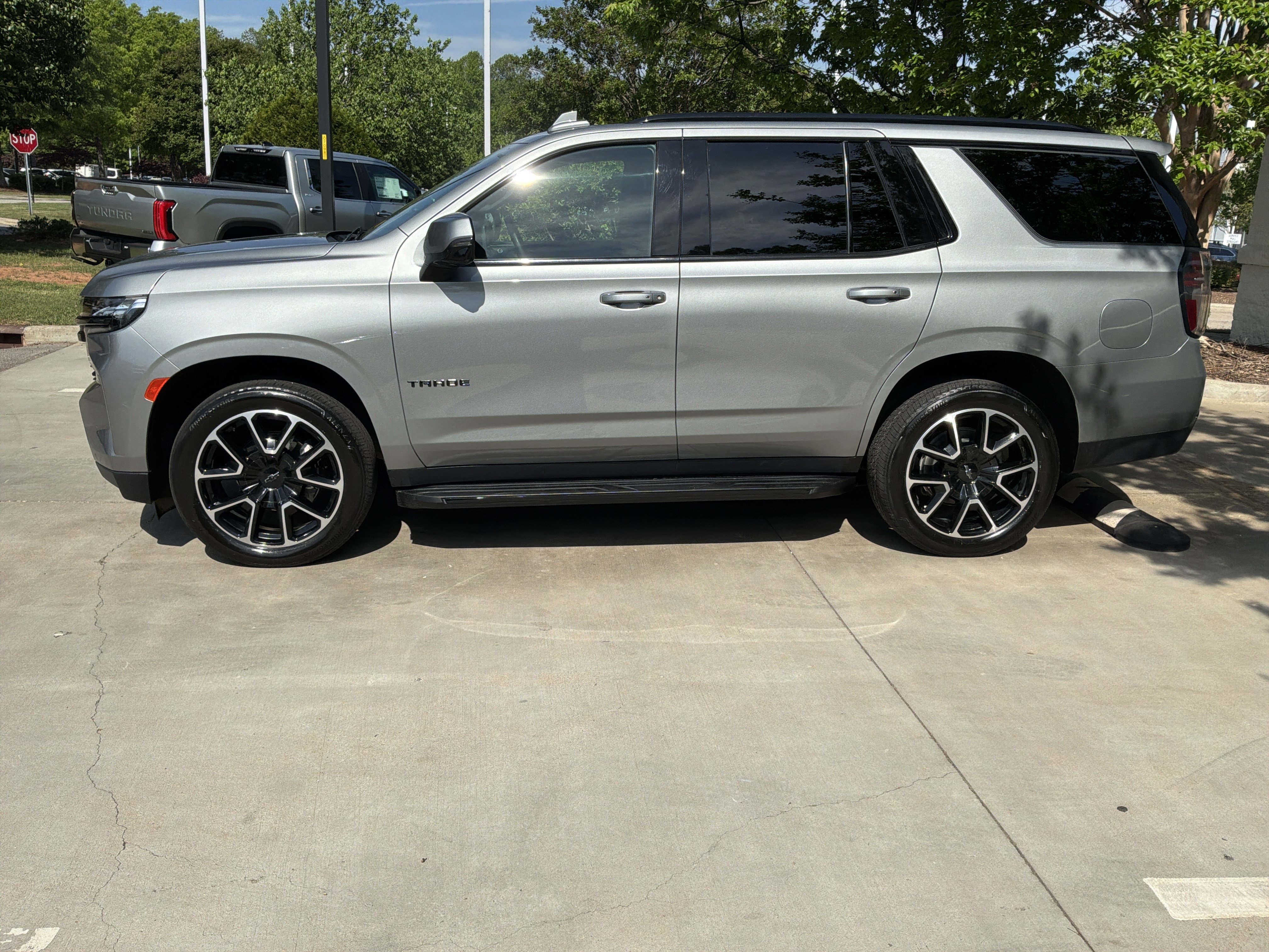 Used 2023 Chevrolet Tahoe RST w/ Luxury Package image 7