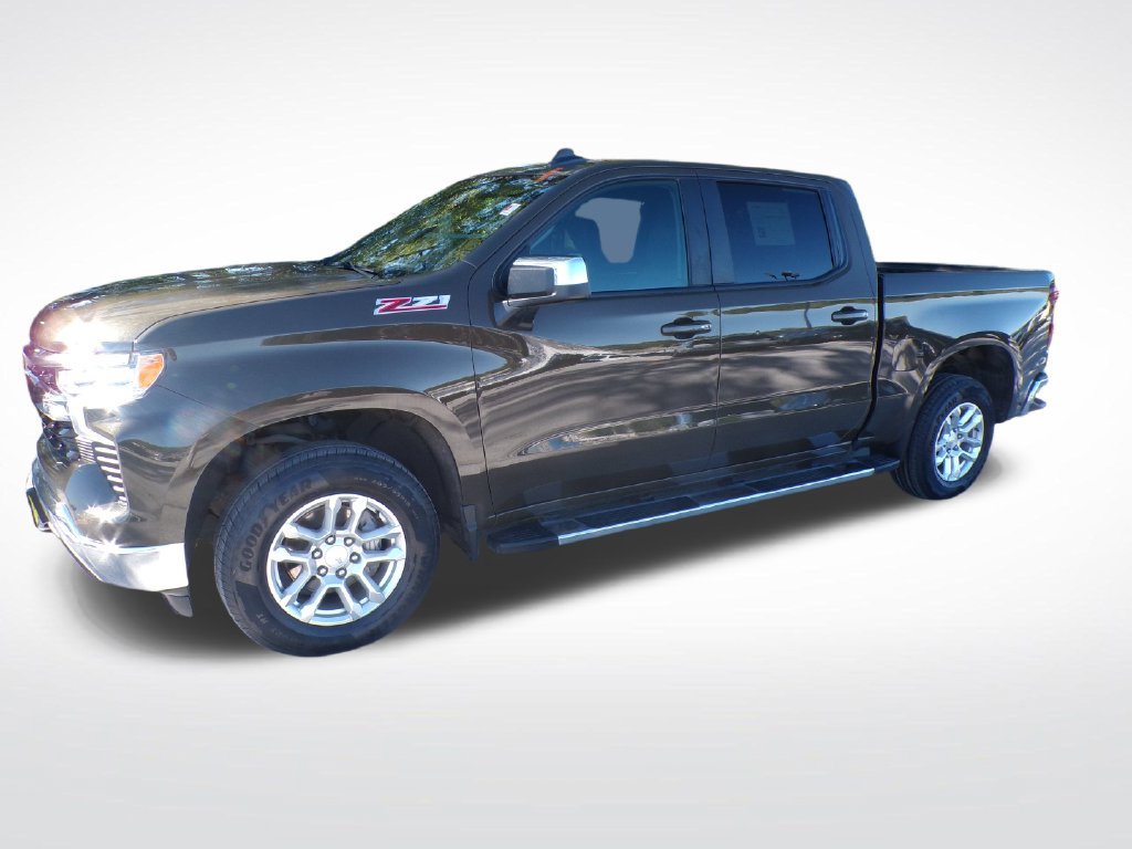 Used 2023 Chevrolet Silverado 1500 LT AWD/4WD image 3