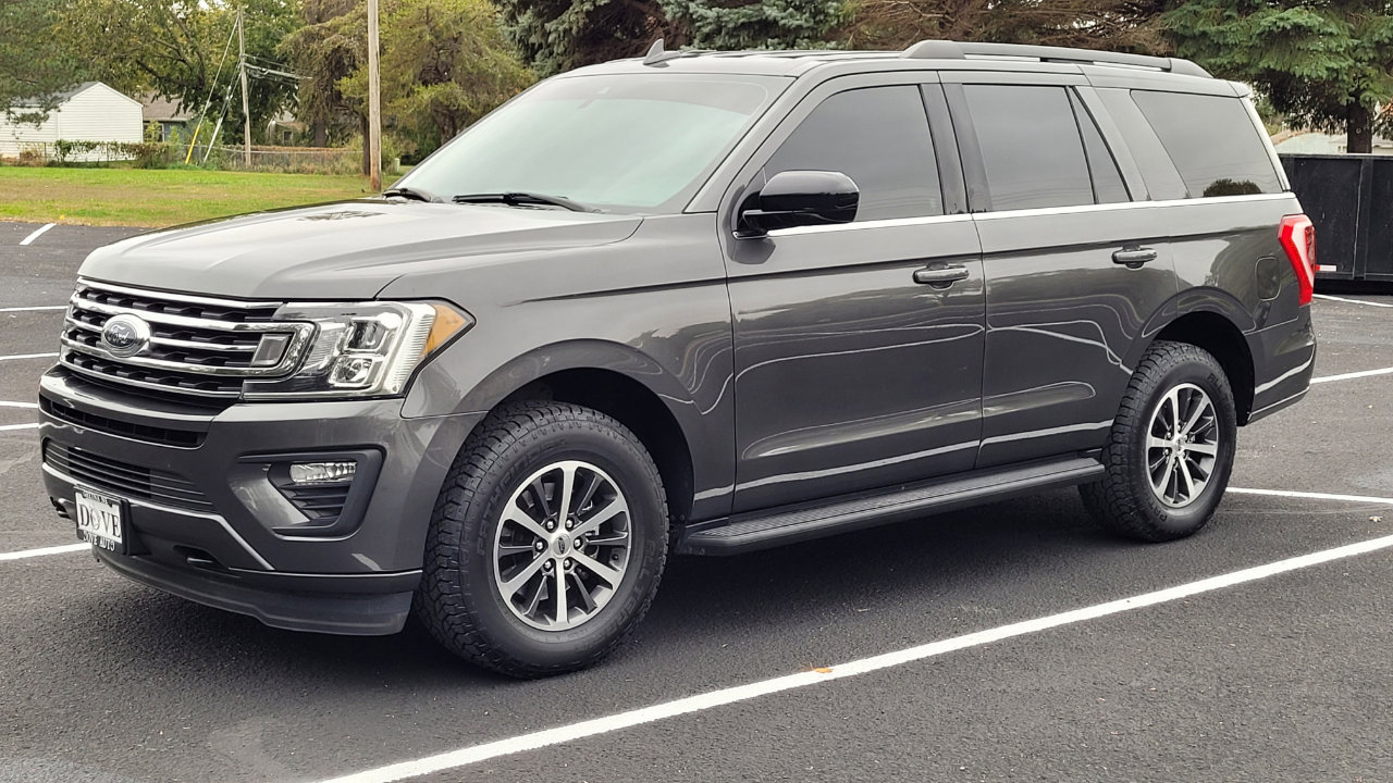 Used 2020 Ford Expedition XL image 2