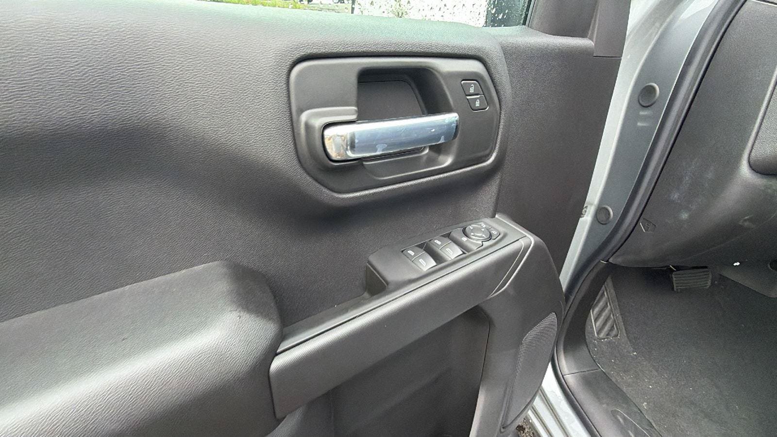 New 2026 Chevrolet Silverado 1500 Custom w/ Turbomax Blackout Package RWD image 15