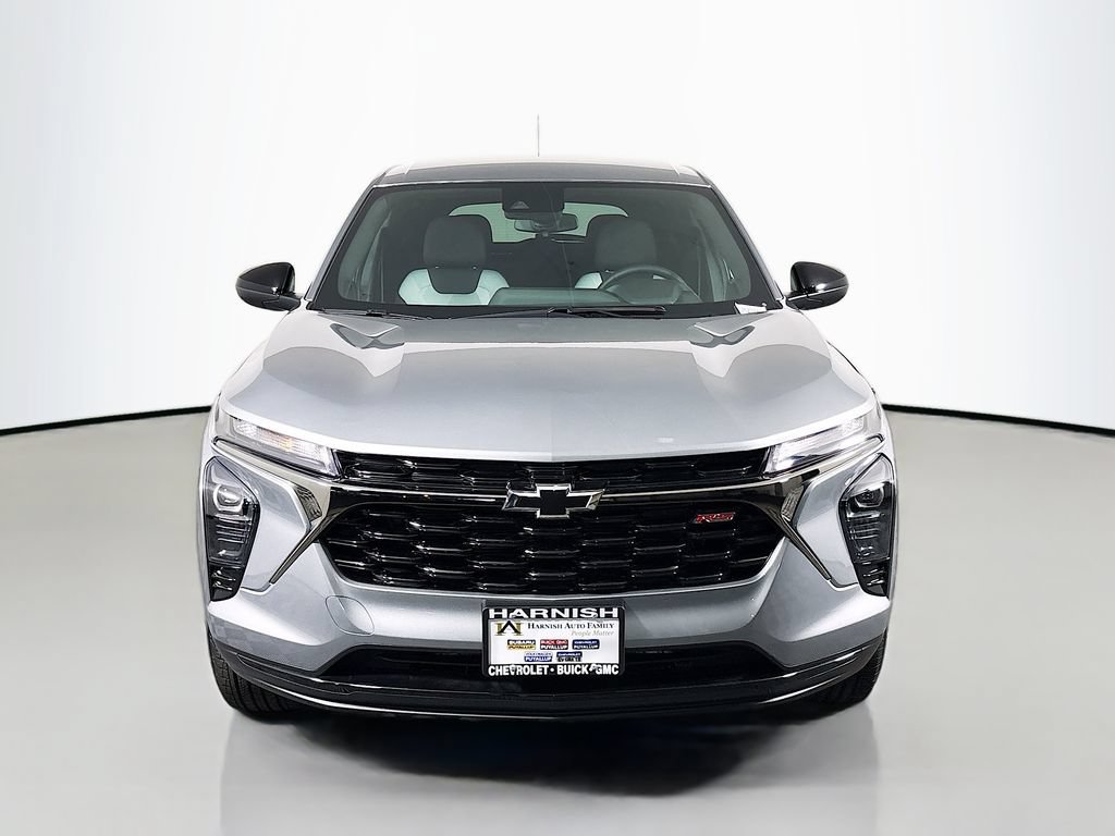 New 2026 Chevrolet Trax RS w/ Driver Confidence Package FWD image 3