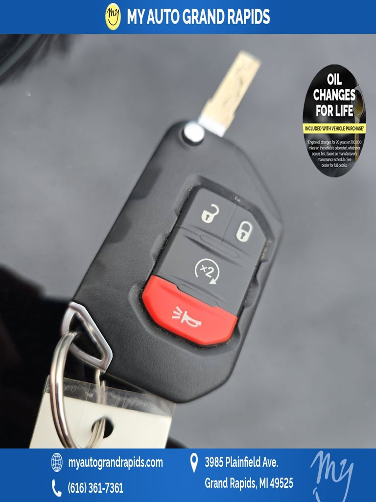 Used 2022 Jeep Wrangler Unlimited Sport AWD/4WD image 34