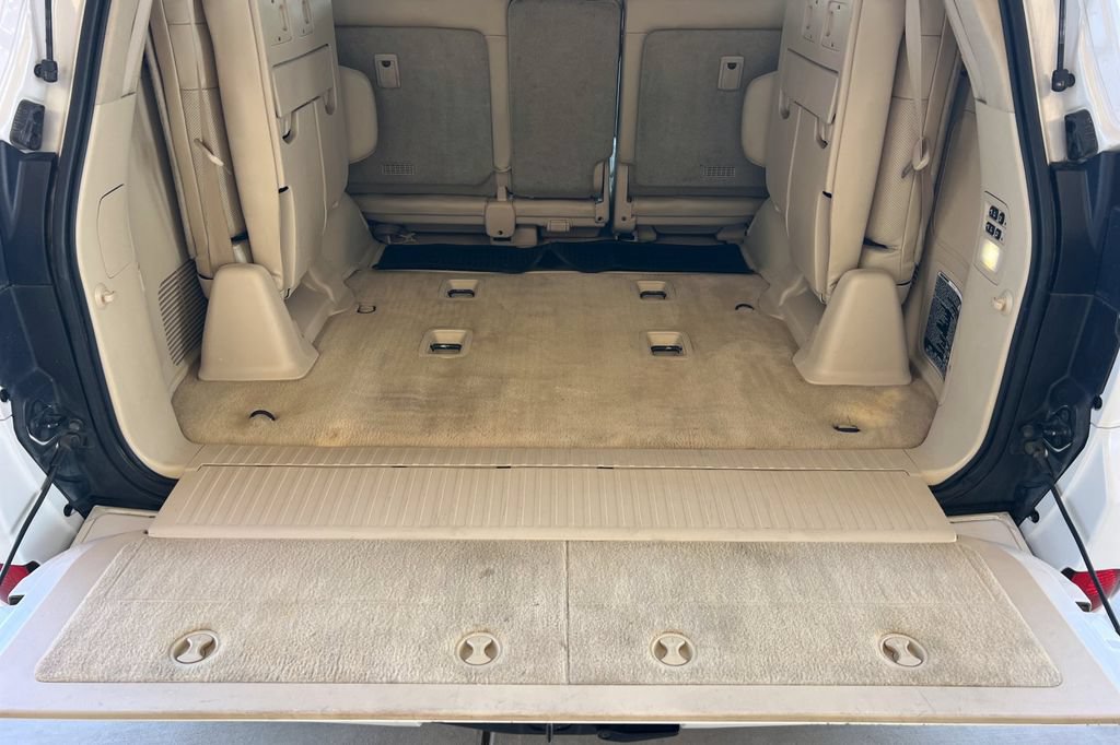Used 2017 Lexus LX 570 4WD w/ Luxury Package image 19