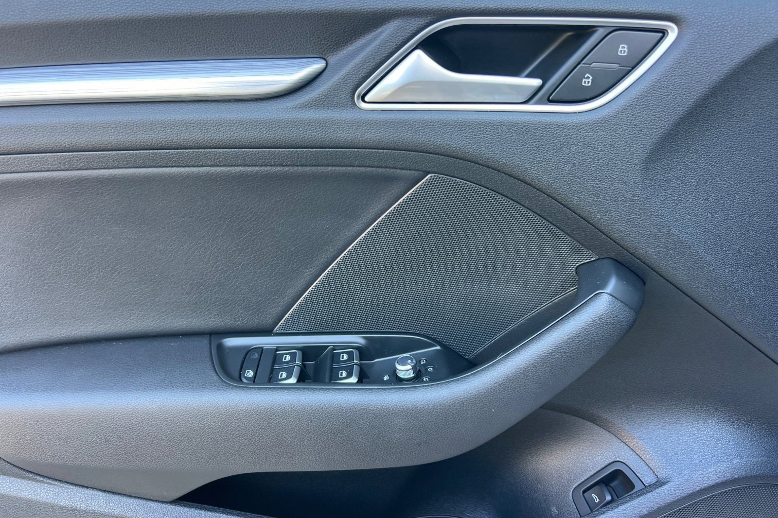 Used 2015 Audi A3 1.8T Premium Plus image 11