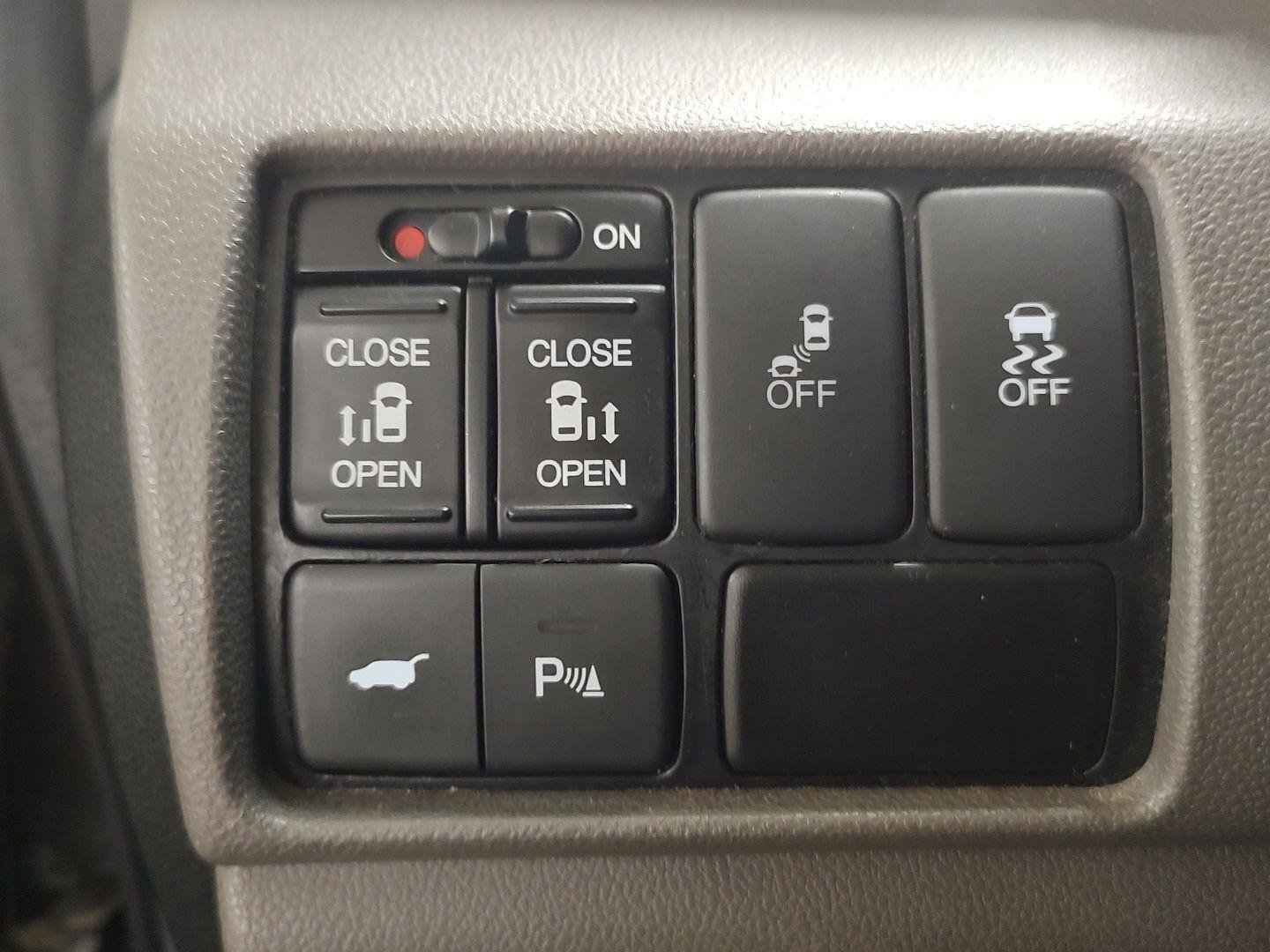 Used 2012 Honda Odyssey Touring Elite image 20