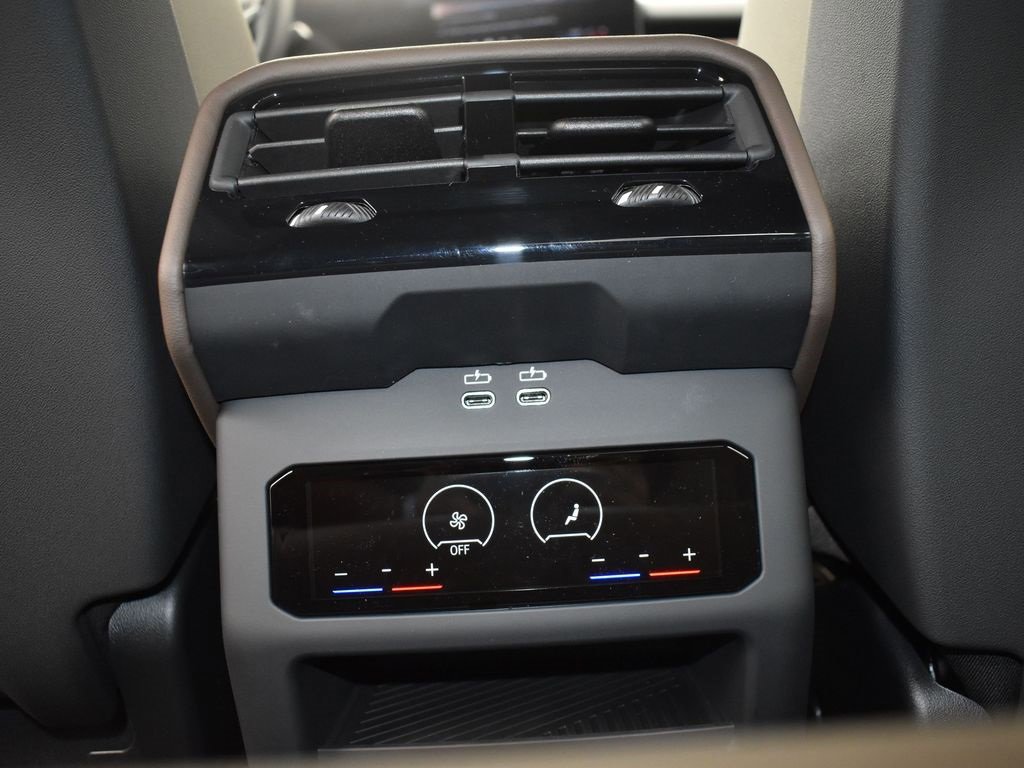 New 2026 BMW 530i w/ Premium Package image 17