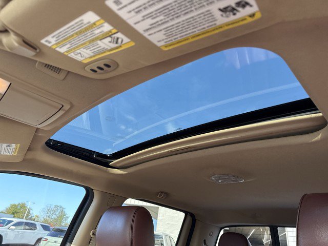 Used 2014 Ford F150 King Ranch w/ King Ranch Luxury Package image 16