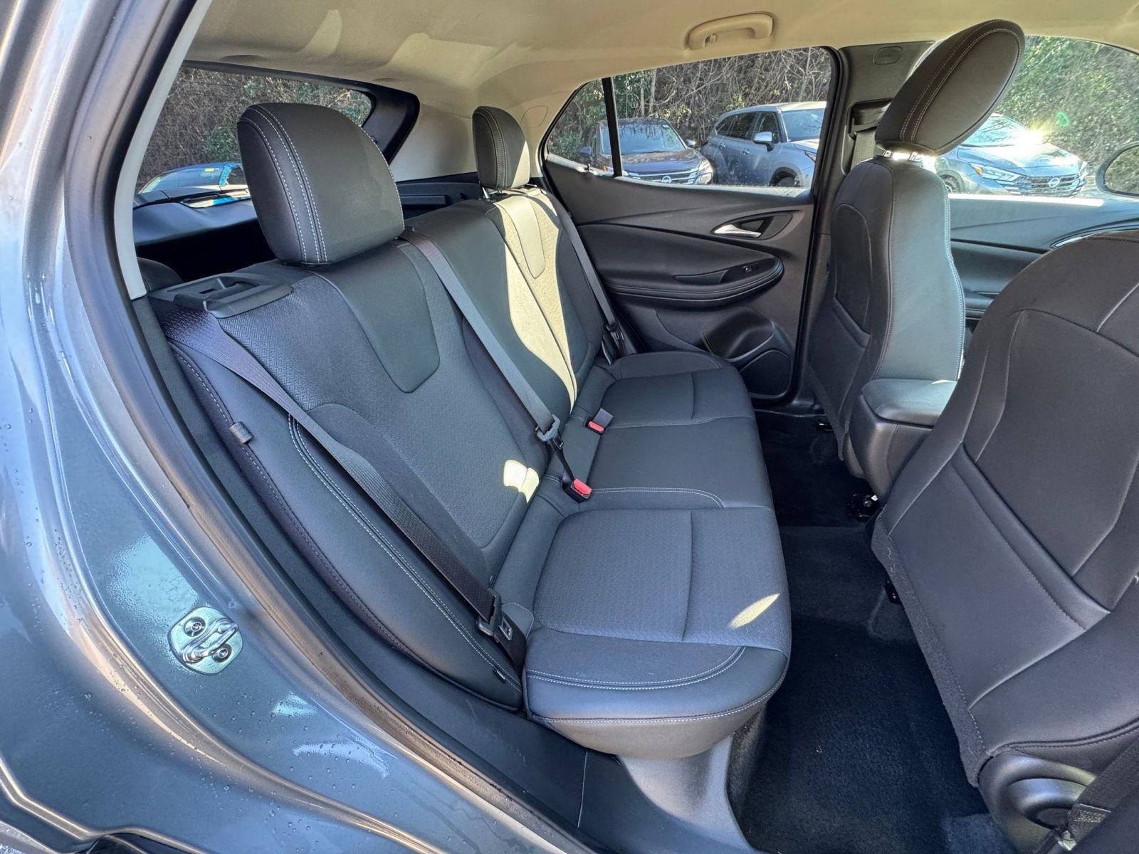 Used 2025 Buick Encore GX Preferred image 34