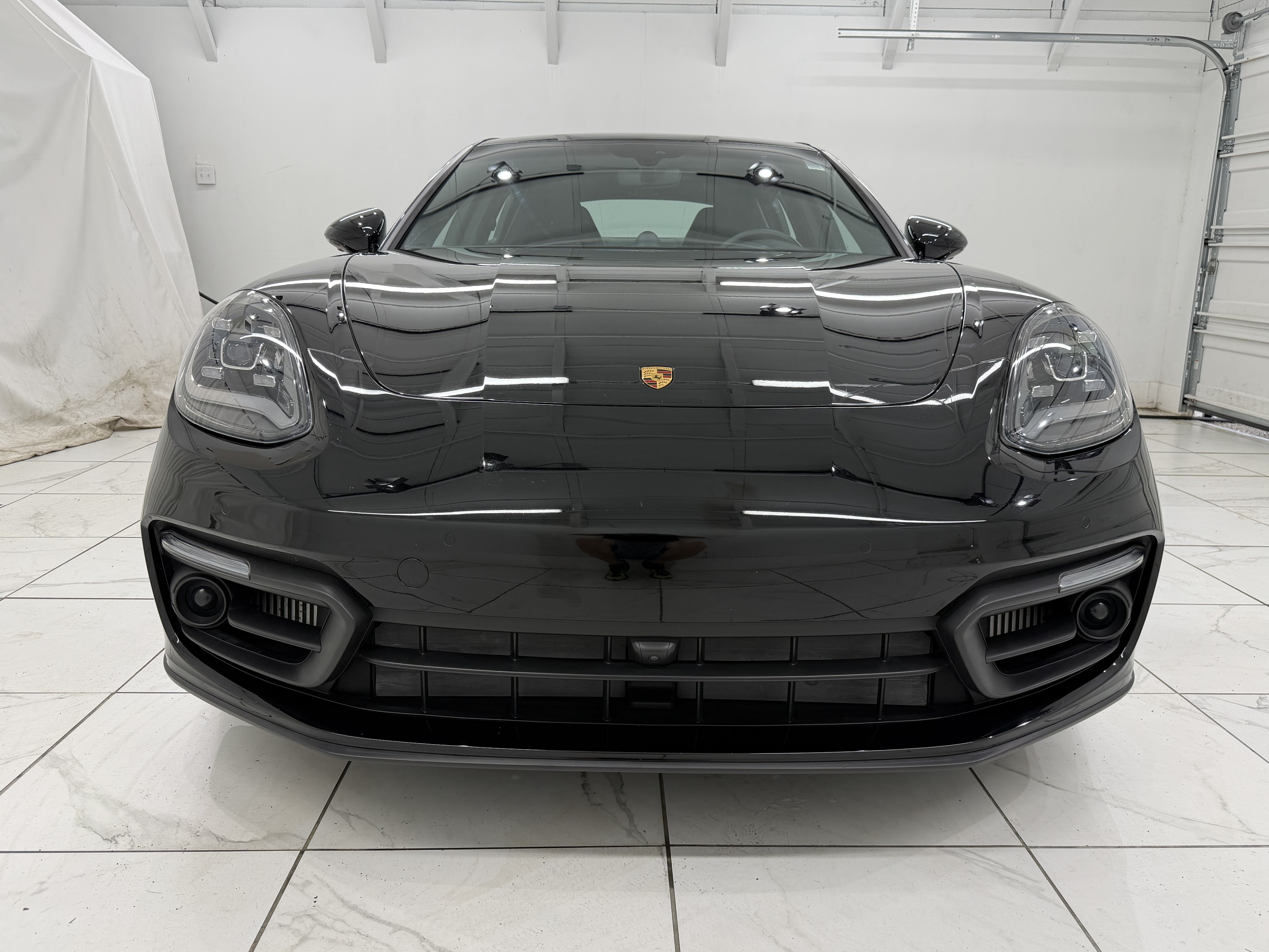 Certified 2023 Porsche Panamera 4 Platinum Edition AWD/4WD image 9