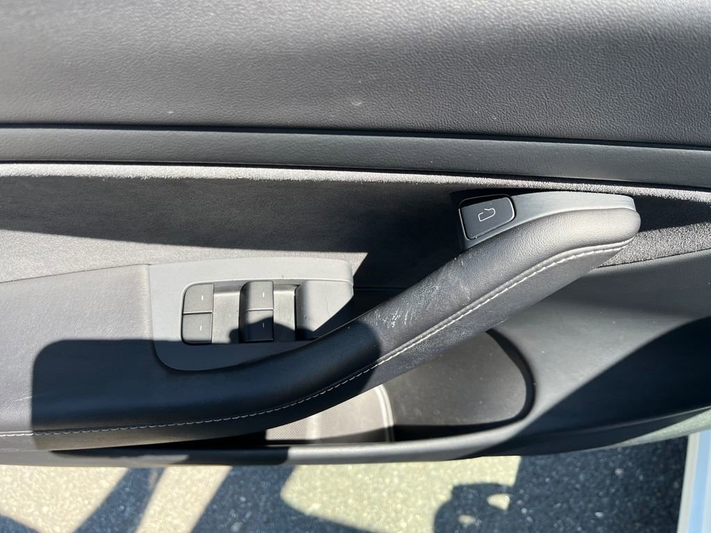 Used 2021 Tesla Model 3 Long Range image 11