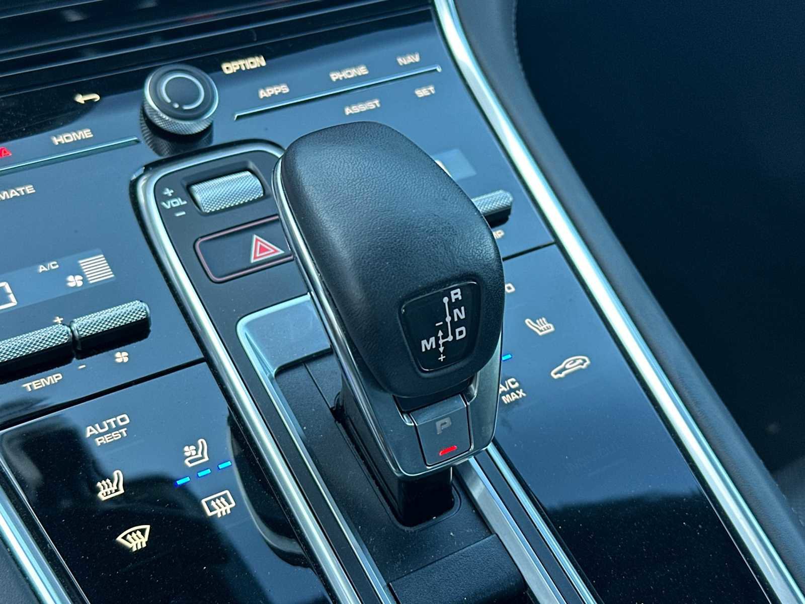 Certified 2021 Porsche Panamera Turbo S image 22