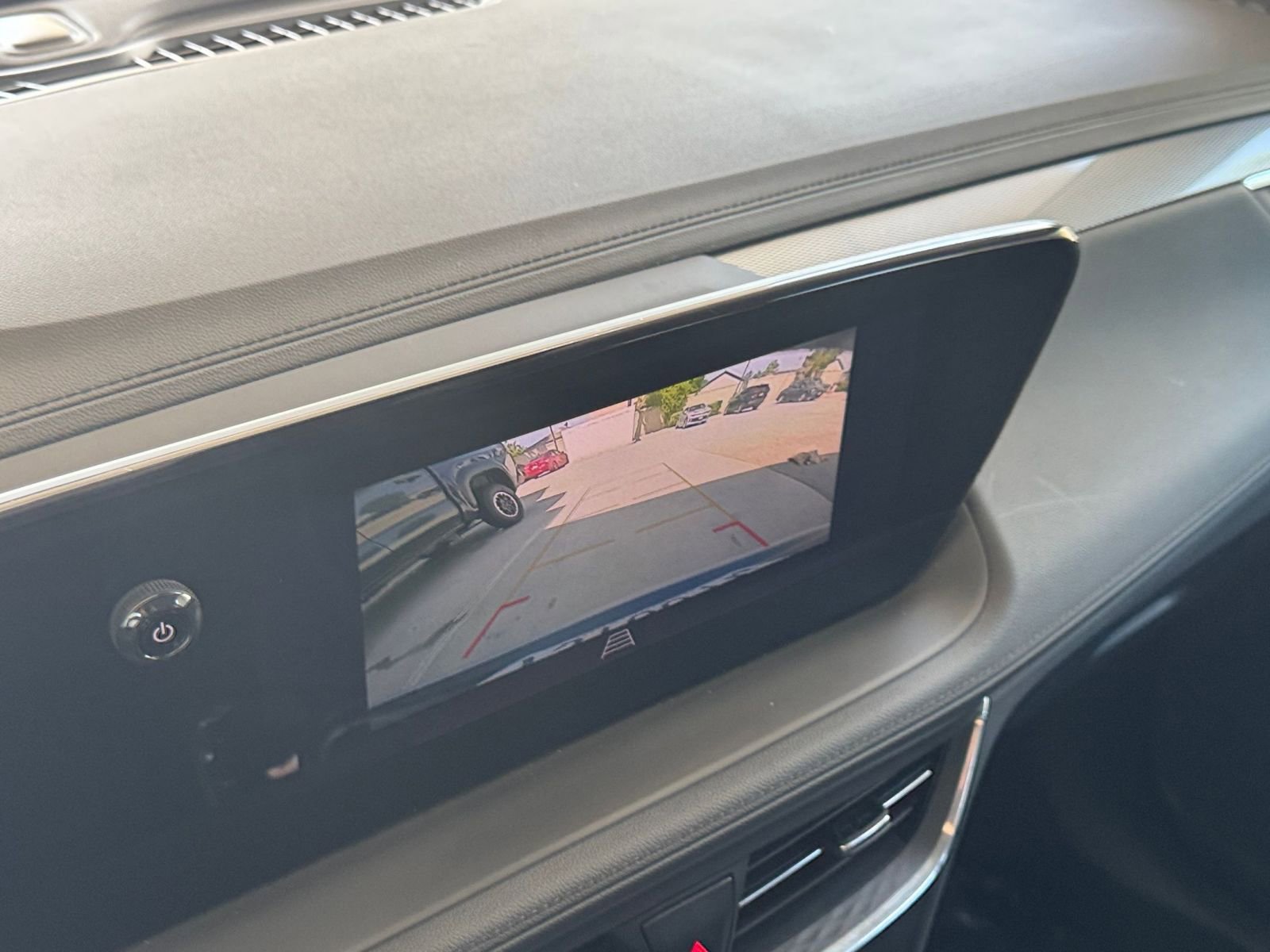 Used 2025 Buick Encore GX Preferred image 23