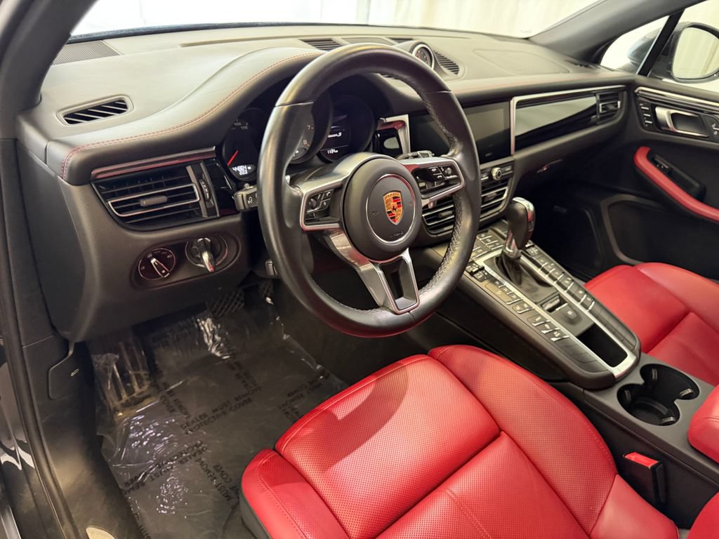 Certified 2021 Porsche Macan S AWD/4WD image 4