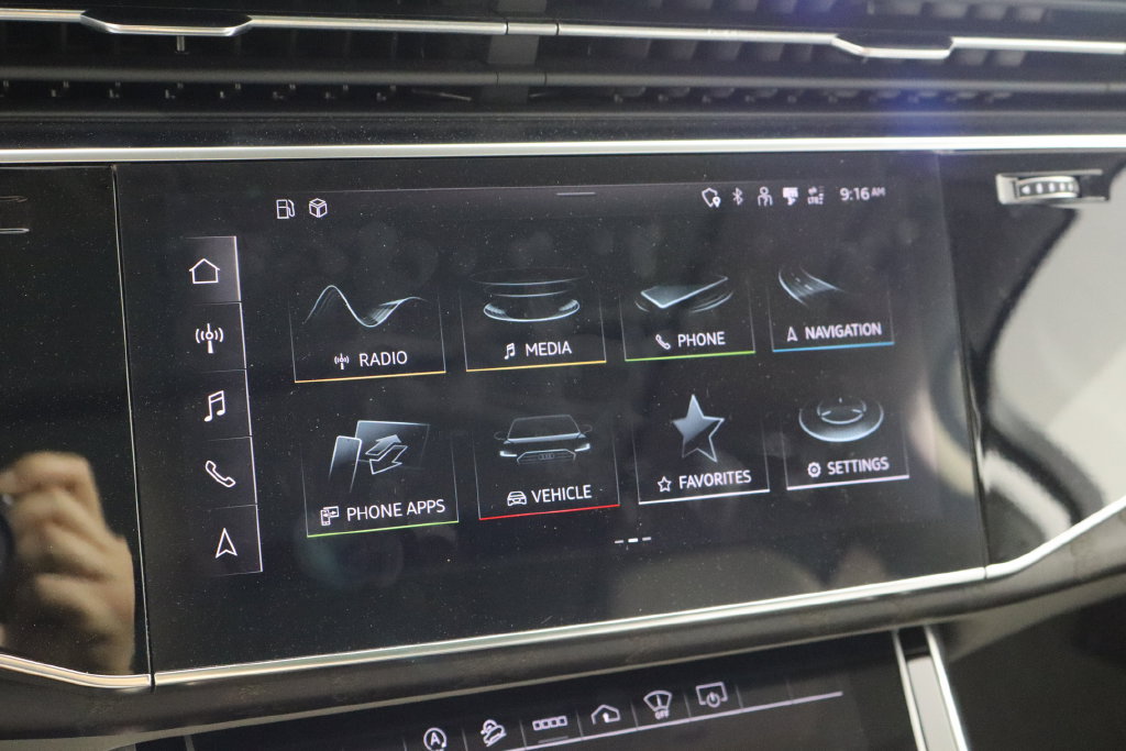 Used 2021 Audi Q7 3.0T Prestige AWD/4WD image 32