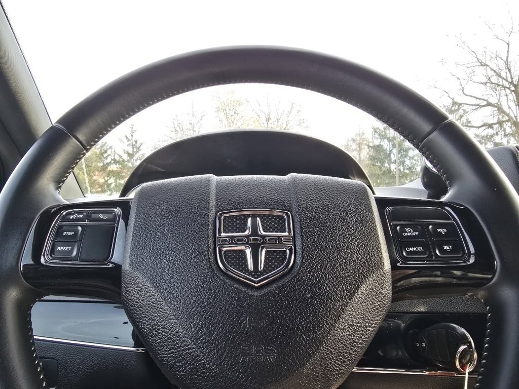 Used 2016 Dodge Grand Caravan SE image 19