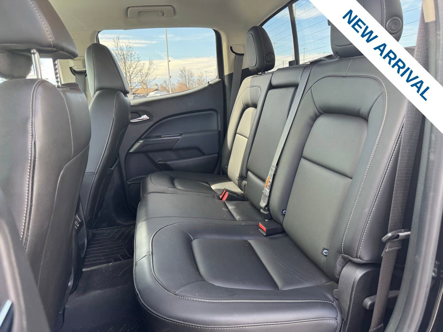 Used 2022 Chevrolet Colorado Z71 w/ Z71 Midnight Edition image 14