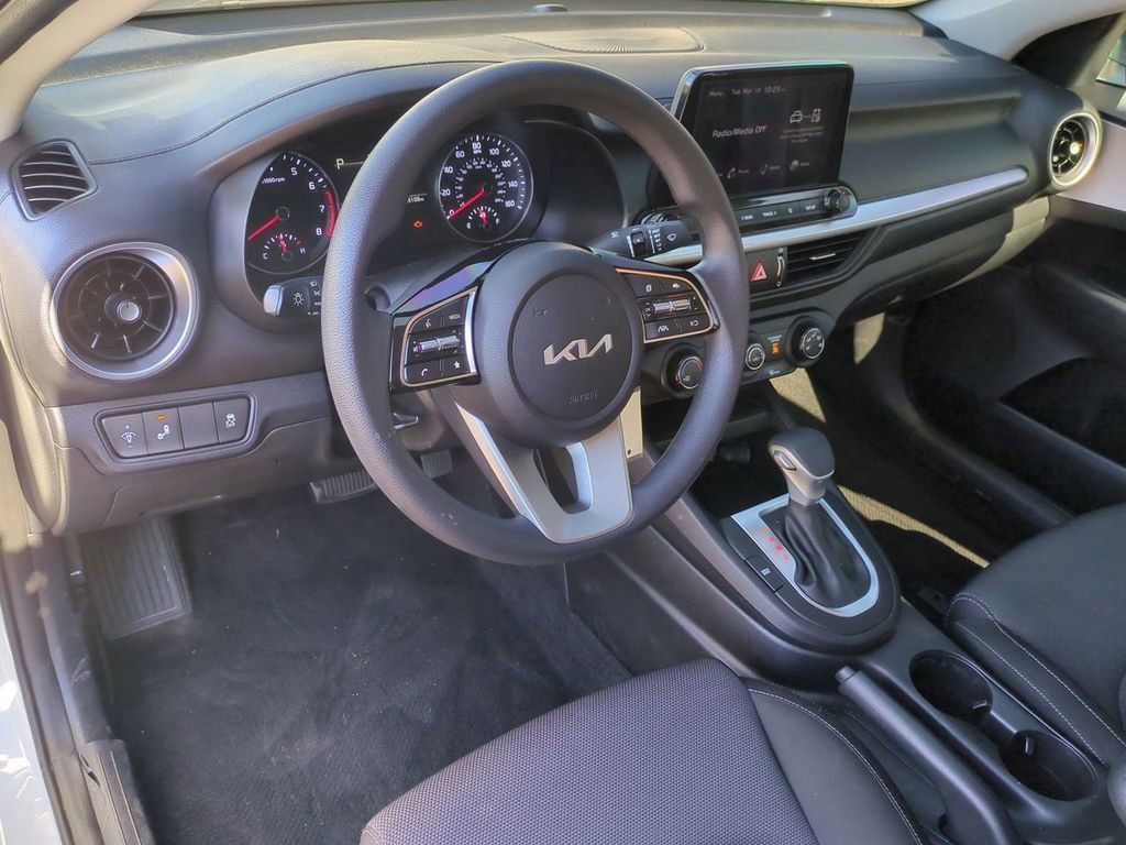 Used 2024 Kia Forte LXS w/ LXS Technology Package image 13