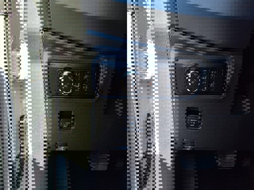 New 2025 Ford Bronco Outer Banks image 18