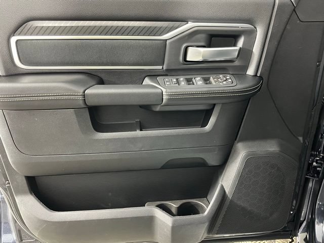 New 2026 RAM 3500 Big Horn AWD/4WD image 22
