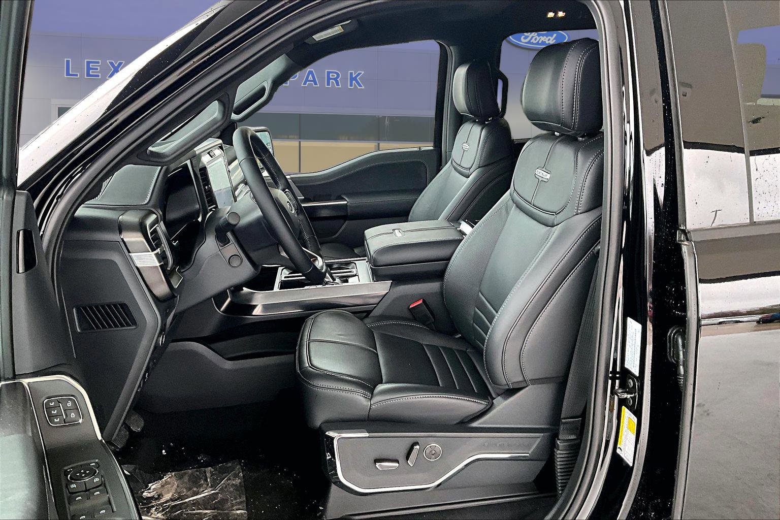 New 2026 Ford F150 Platinum w/ Equipment Group 702A High AWD/4WD image 9