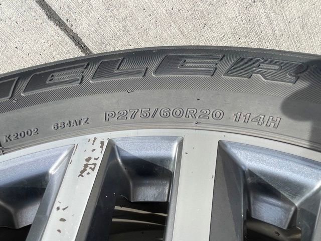 Used 2024 Nissan Armada SL image 6