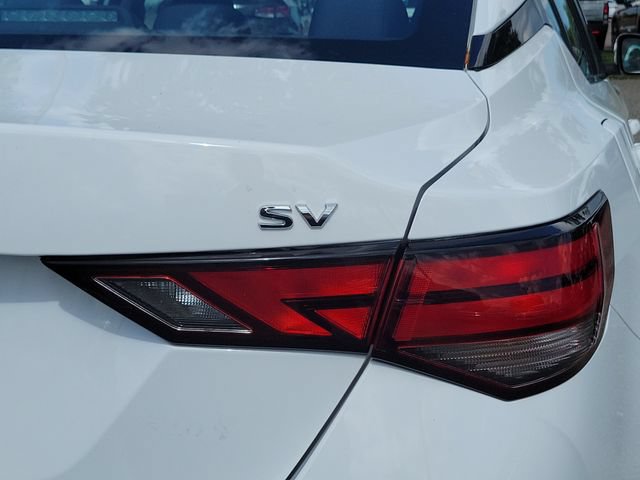 Used 2022 Nissan Sentra SV FWD image 9