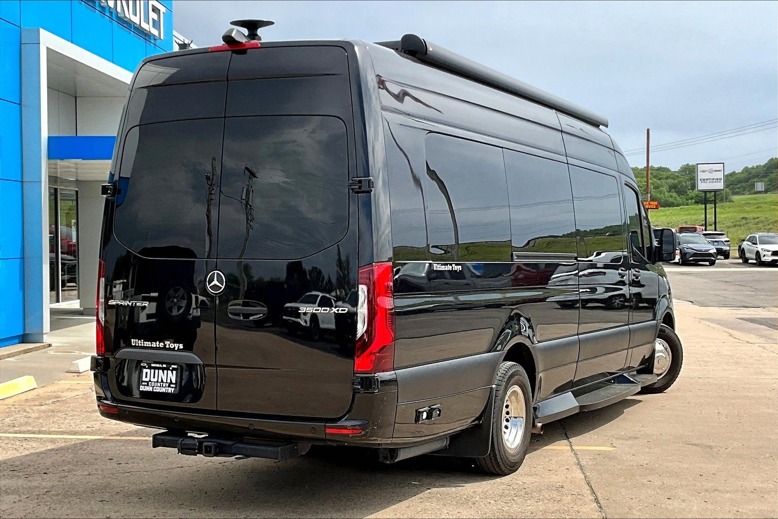 Used 2021 Mercedes-Benz Sprinter 3500 image 2