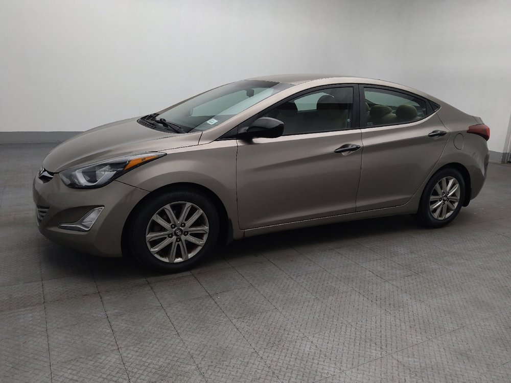 Used 2016 Hyundai Elantra SE w/ Option Group 02 FWD image 2